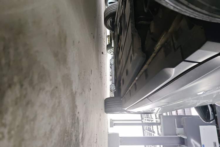 Used Skoda Kamiq 2022 1.5L Automatic Comfort Edition Right Side Sill