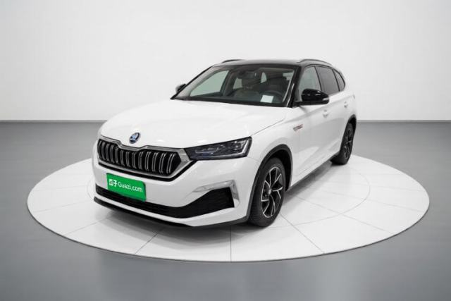Skoda Kamiq 2022 GT 1.5L Automatic Deluxe Edition usado