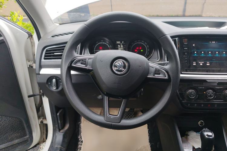 Used Skoda Kamiq 2022 1.5L Automatic Comfort Edition Steering Wheel