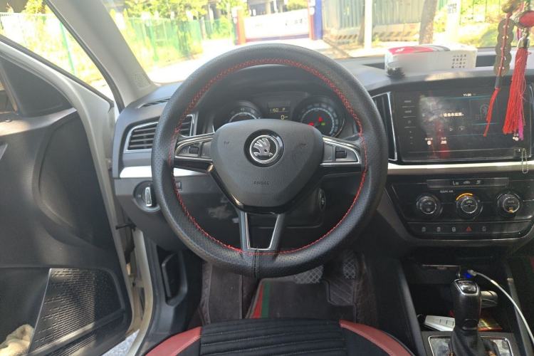 Used Skoda Kamiq 2022 1.5L Automatic Comfort Edition Steering Wheel