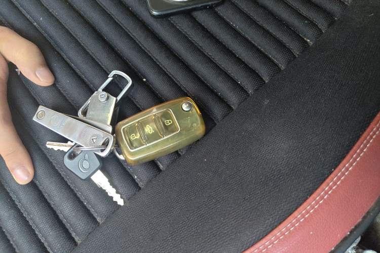 Used Skoda Kamiq 2022 1.5L Automatic Comfort Edition Vehicle Key