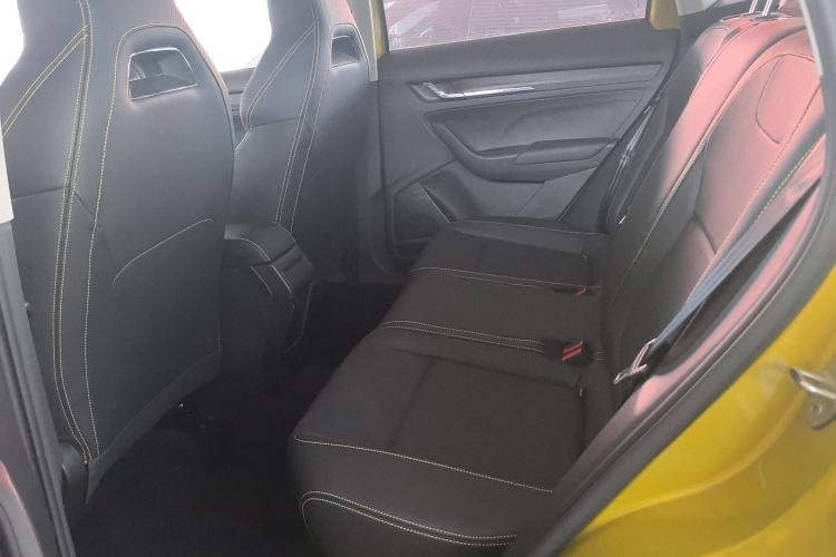 Used Skoda Kamiq 2022 GT 1.5L Automatic Deluxe Edition Interior 4