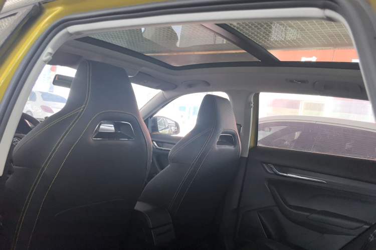 Used Skoda Kamiq 2022 GT 1.5L Automatic Deluxe Edition Interior 5
