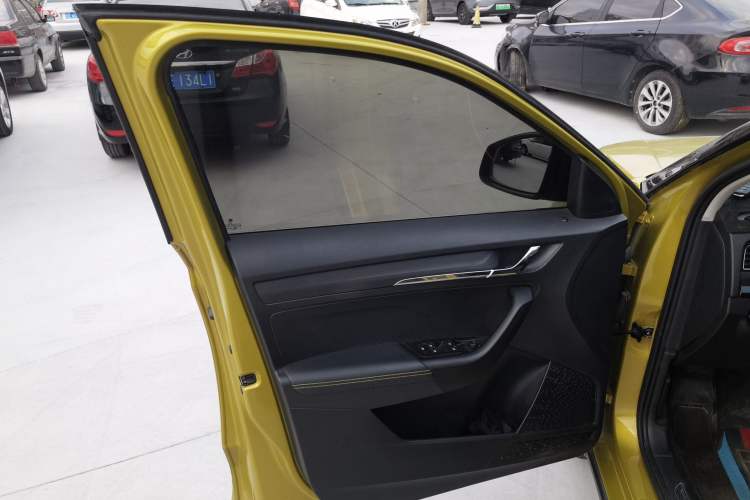 Used Skoda Kamiq 2022 GT 1.5L Automatic Deluxe Edition Left Front Door Interior