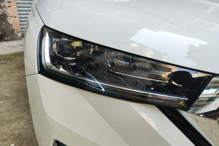 Used Skoda Kamiq 2023 Facelifted GT 1.5L Automatic Zhenxiang Edition Right Front Headlight
