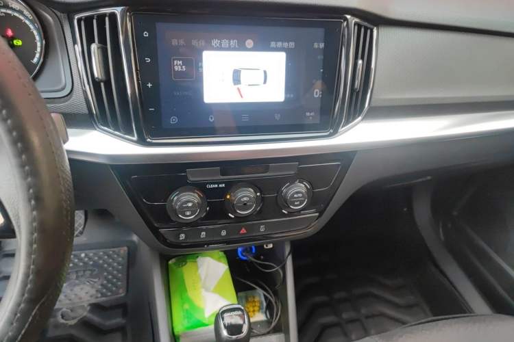 Used Skoda Kamiq 2023 Revised 1.5L Automatic Comfort Edition Audio And AC Panel