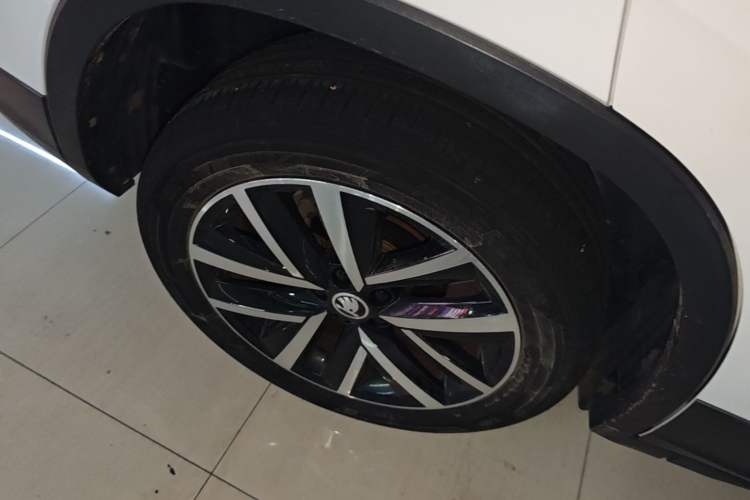 Used Skoda Kamiq 2023 Revised 1.5L Automatic Comfort Edition Exterior 5