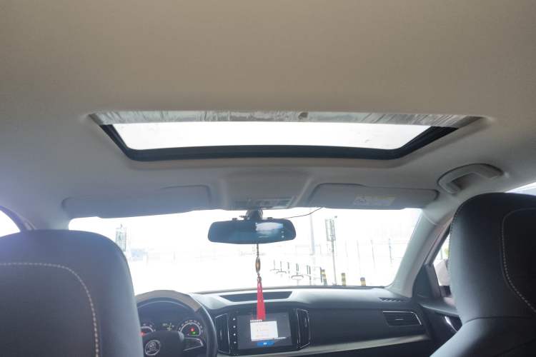 Used Skoda Kamiq 2023 Revised 1.5L Automatic Comfort Edition Headliner