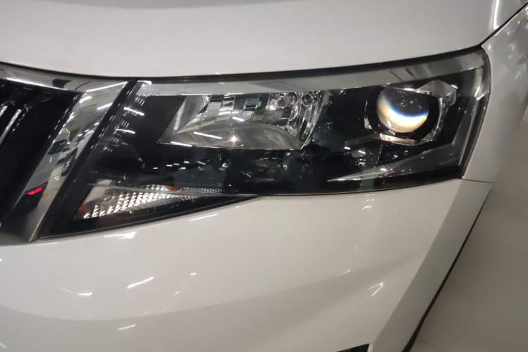 Used Skoda Kamiq 2023 1.5L Automatic Comfort Edition Left Front Headlight