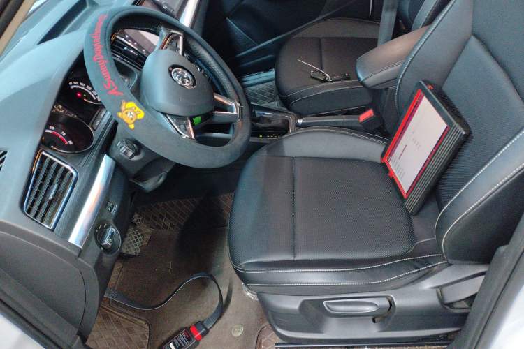 Used Skoda Kamiq 2023 Revised 1.5L Automatic Comfort Edition Left Front Seat
