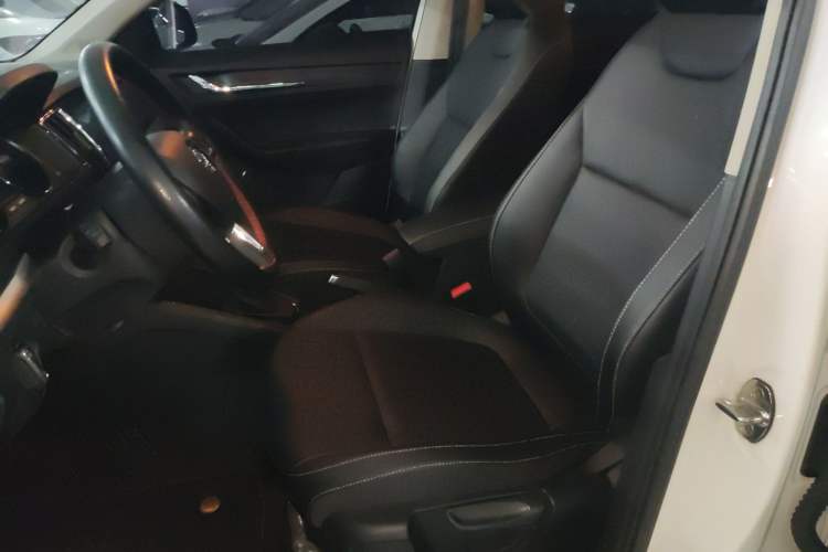 Used Skoda Kamiq 2023 1.5L Automatic Comfort Edition Left Front Seat