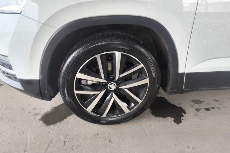 Used Skoda Kamiq 2023 Revised 1.5L Automatic Comfort Edition Left Front Wheel Hub