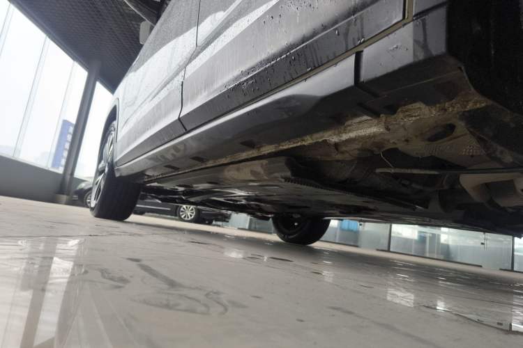 Used Skoda Kamiq 2023 Revised 1.5L Automatic Comfort Edition Left Side Sill