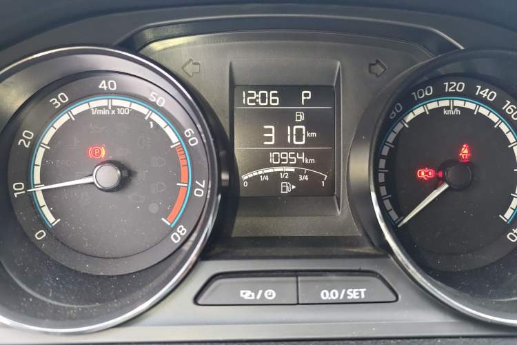 Used Skoda Kamiq 2023 Revised 1.5L Automatic Comfort Edition Odometer Close Up