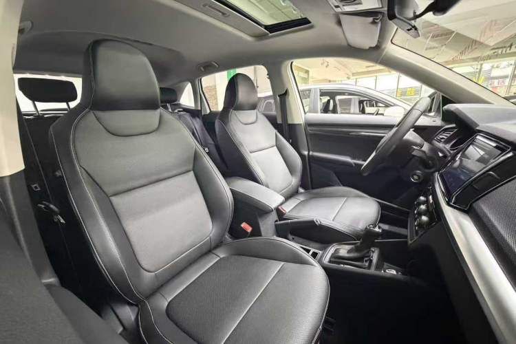 Used Skoda Kamiq 2023 Revised 1.5L Automatic Comfort Edition Right Front Seat