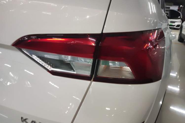 Used Skoda Kamiq 2023 1.5L Automatic Comfort Edition Right Rear Taillight
