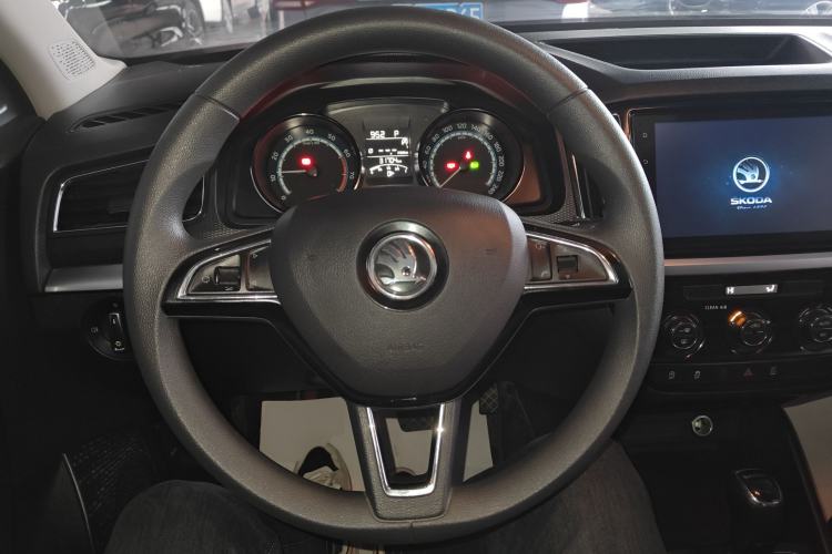 Used Skoda Kamiq 2023 Revised 1.5L Automatic Comfort Edition Steering Wheel