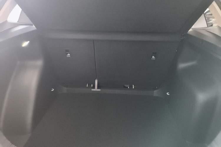 Used Skoda Kamiq 2023 Revised 1.5L Automatic Comfort Edition Trunk