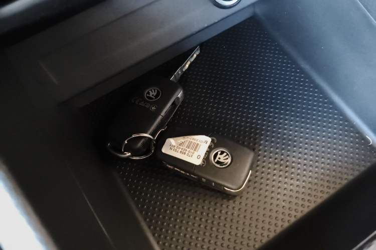 Used Skoda Kamiq 2023 Revised 1.5L Automatic Comfort Edition Vehicle Key