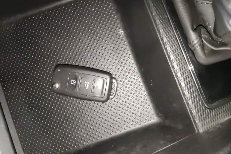Used Skoda Kamiq 2023 1.5L Automatic Comfort Edition Vehicle Key