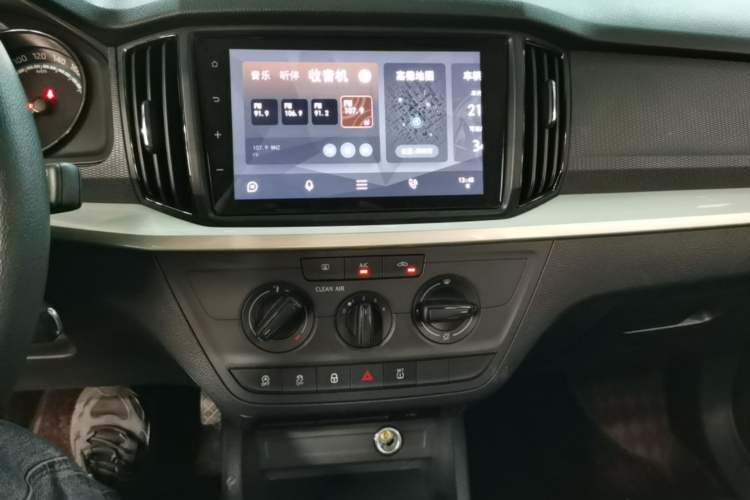 Used Skoda Kamiq 2024 1.5L Automatic Power Version Audio And AC Panel