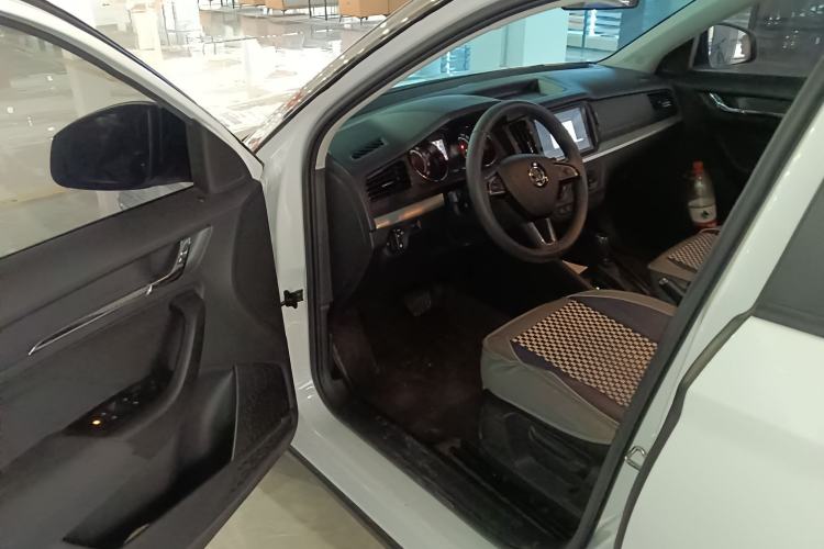 Used Skoda Kamiq 2024 1.5L Automatic Power Version Driver Seat