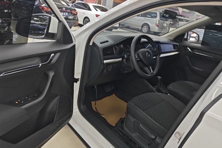 Used Skoda Kamiq 2024 1.5L Automatic Power Version Driver Seat