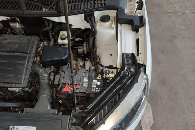 Used Skoda Kamiq 2024 1.5L Automatic Comfort Edition Engine Bay Left