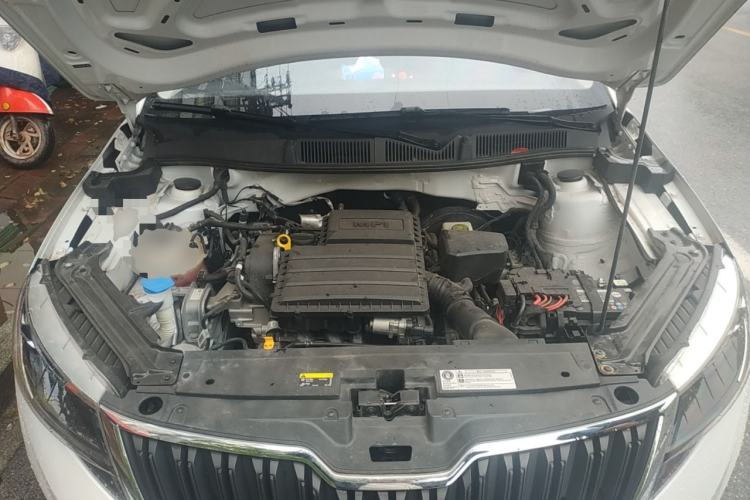 Used Skoda Kamiq 2024 1.5L Automatic Power Version Engine Bay