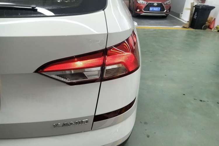 Used Skoda Kamiq 2024 1.5L Automatic Comfort Edition Exterior 3