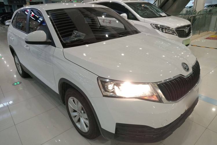 Used Skoda Kamiq 2024 1.5L Automatic Power Version Front Right 45 Deg
