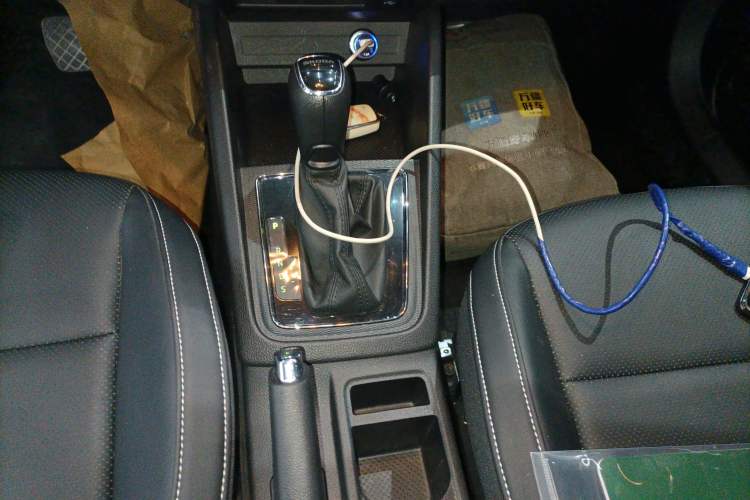 Used Skoda Kamiq 2024 1.5L Automatic Comfort Edition Gear Lever