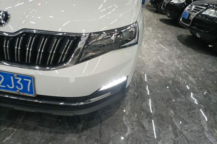 Used Skoda Kamiq 2024 1.5L Automatic Comfort Edition Left Front Headlight