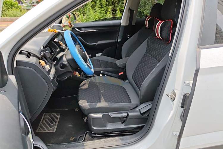 Used Skoda Kamiq 2024 1.5L Automatic Power Version Left Front Seat