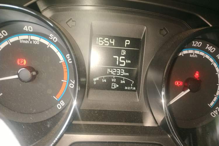 Used Skoda Kamiq 2024 1.5L Automatic Power Version Odometer Close Up