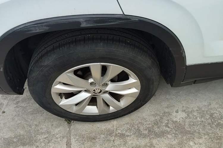 Used Skoda Kamiq 2024 1.5L Automatic Power Version Right Rear Wheel Hub
