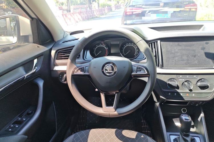 Used Skoda Kamiq 2024 1.5L Automatic Power Version Steering Wheel