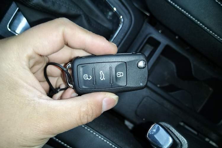 Used Skoda Kamiq 2024 1.5L Automatic Comfort Edition Vehicle Key