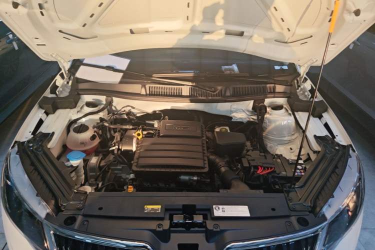 Used Skoda Kamiq 2025 1.5L Automatic Comfort Edition Engine Bay