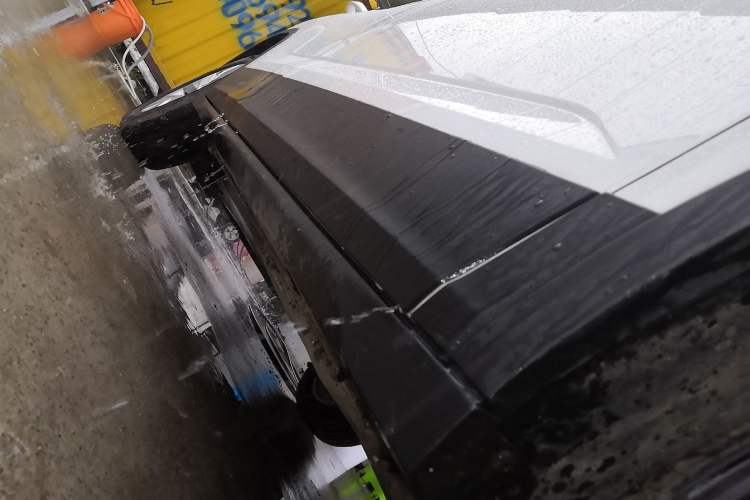Used Skoda Kamiq 2025 1.5L Automatic Performance Edition Right Side Sill