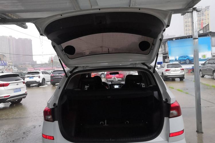 Used Skoda Kamiq 2025 1.5L Automatic Performance Edition Trunk