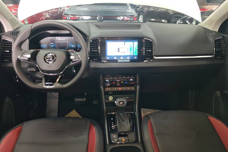 Used Skoda Karoq 2023 TSI280 Luxury Edition Interior 2
