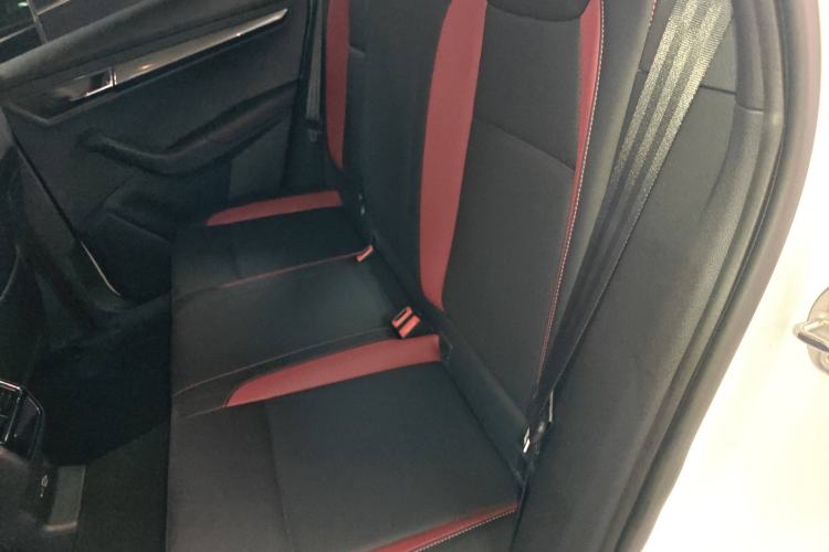 Used Skoda Karoq 2023 TSI280 Luxury Edition Interior 4