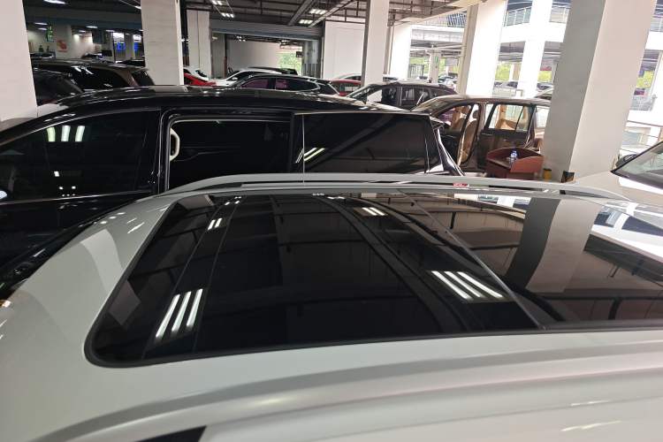 Used Skoda Karoq 2023 TSI280 Luxury Edition Roof