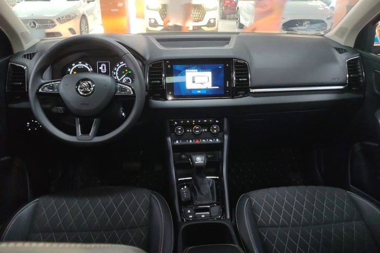 Used Skoda Karoq 2019 TSI280 SmartDrive Luxury Edition China VI standard Center Console
