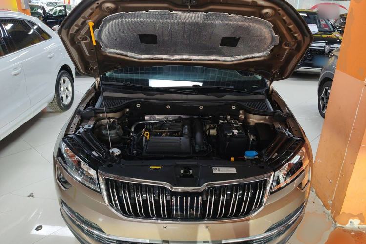 Used Skoda Karoq 2019 TSI280 SmartDrive Luxury Edition China VI standard Engine Bay