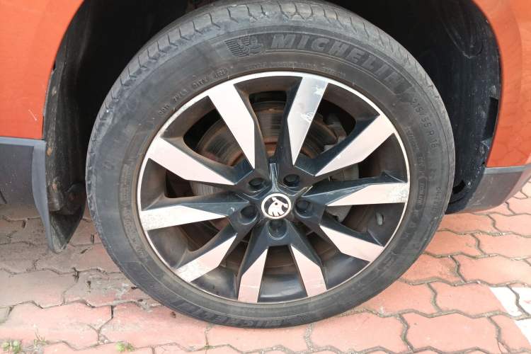 Used Skoda Karoq 2019 TSI280 SmartDrive Luxury Edition China VI standard Exterior 7