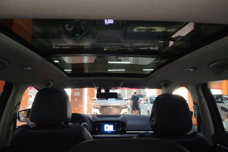 Used Skoda Karoq 2019 TSI280 SmartDrive Luxury Edition China VI standard Headliner