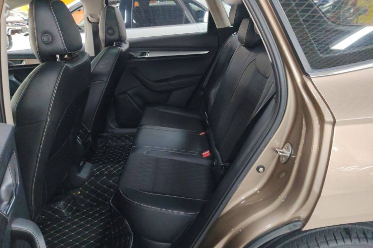 Used Skoda Karoq 2019 TSI280 SmartDrive Luxury Edition China VI standard Left Rear Seat