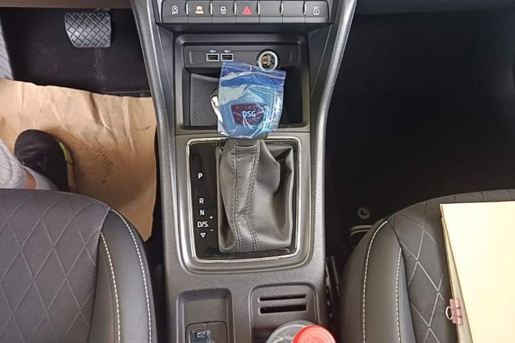 Used Skoda Karoq 2018 TSI280 Luxury Edition China V Standard Gear Lever
